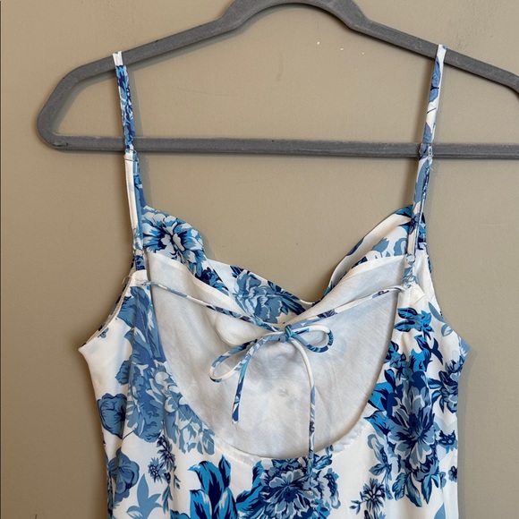 NWOT- Petal & Pup Yelena Dress, Blue, Size 4 - Picture 11 of 12